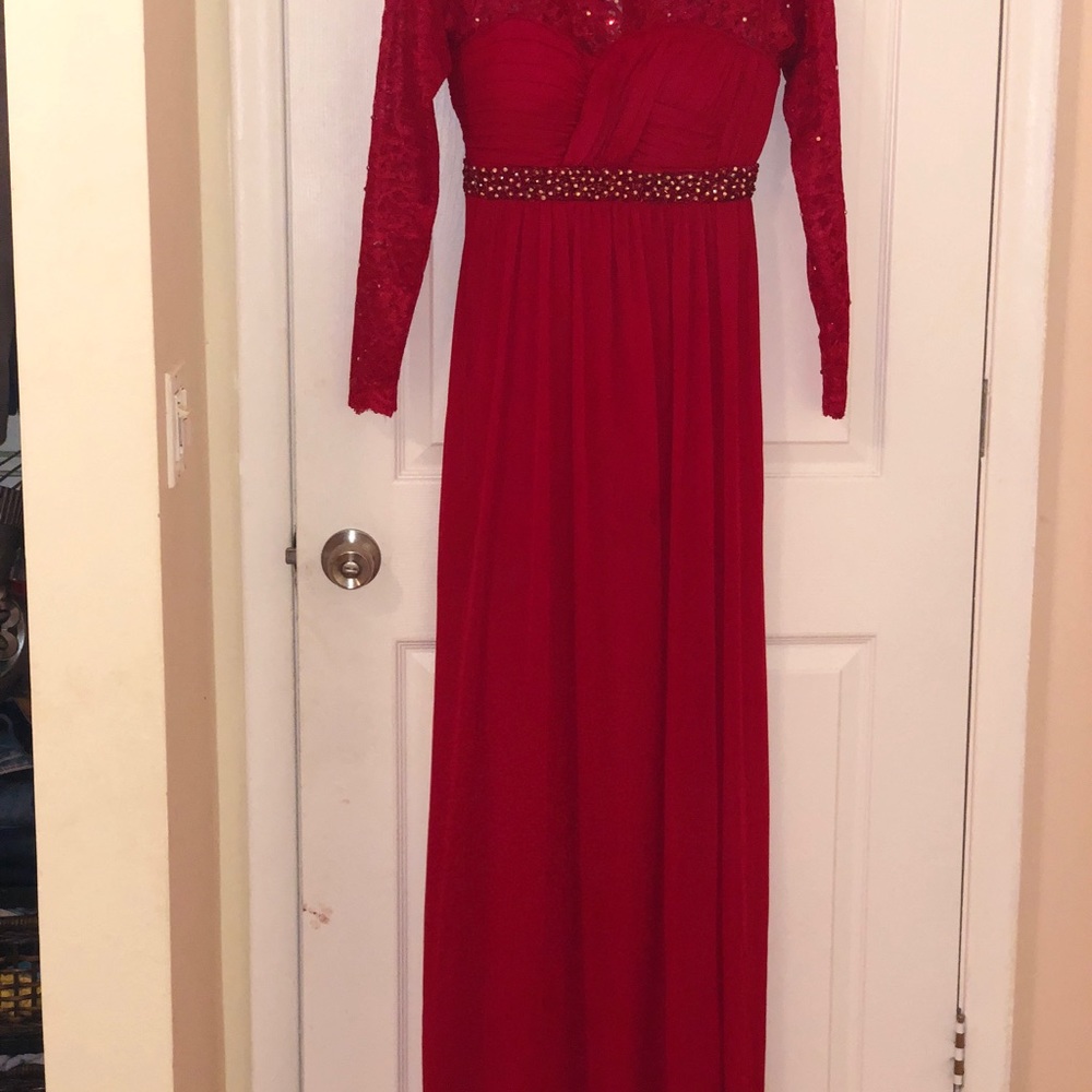 Dress - Picture 2 of 3